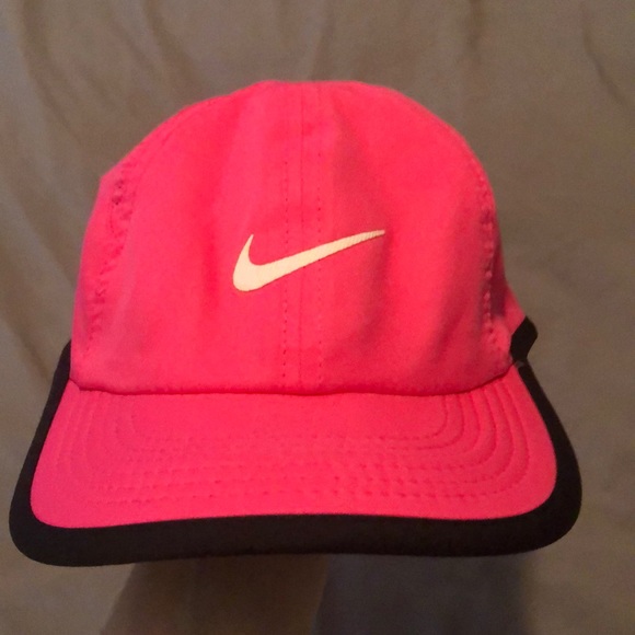 Nike Accessories - Nike Running Hat